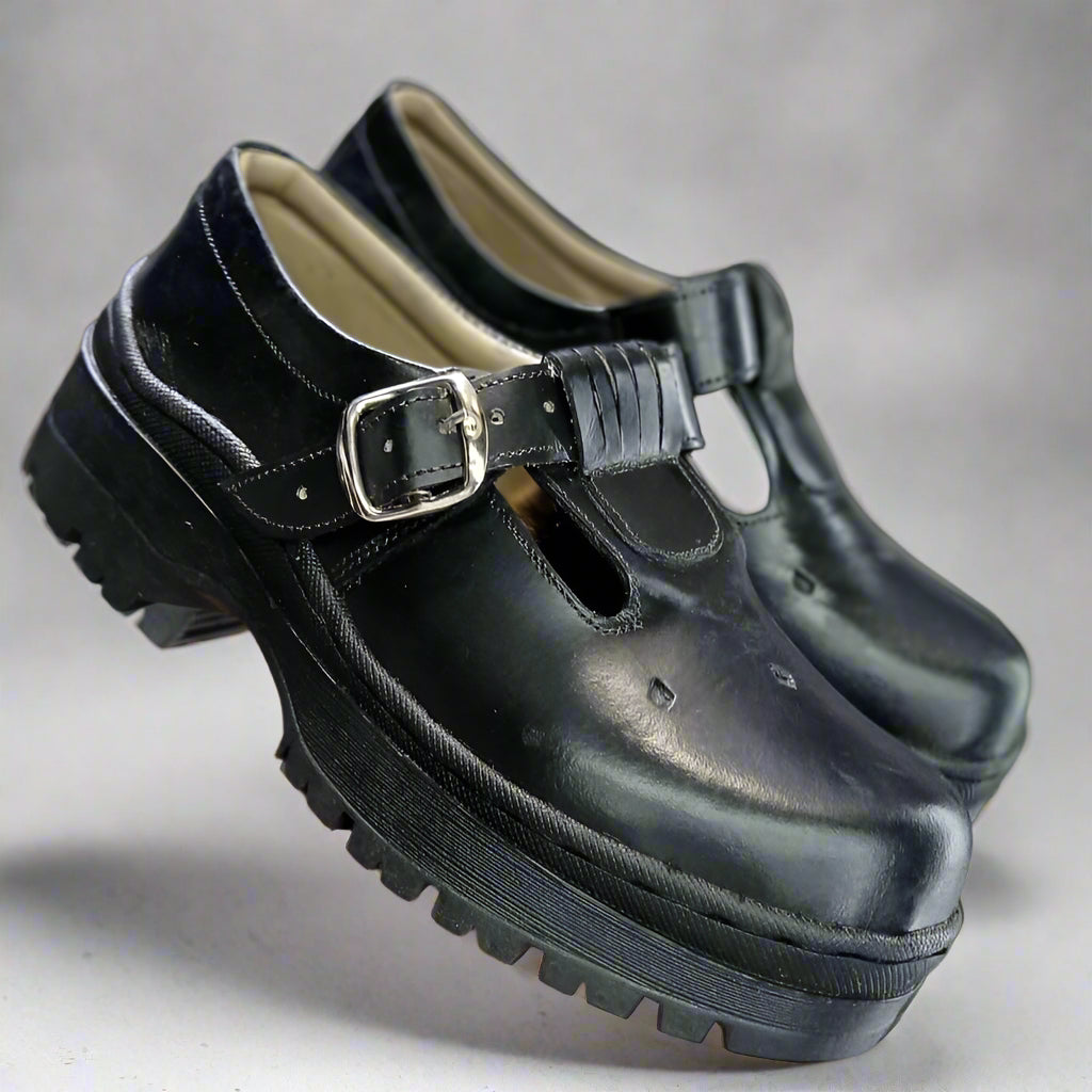Tausi School Shoes – Viatu vya Nidhamu na Fahari