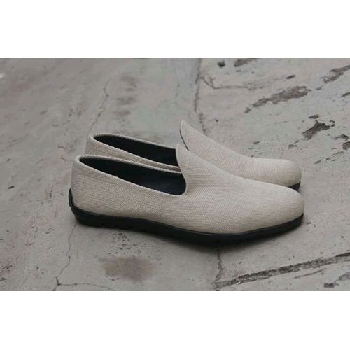 Trendy Cream-White Ankara Loafer.