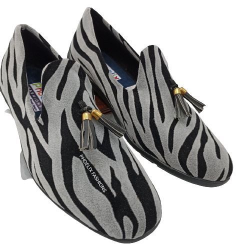 WHITE/BLACK Elegant Unisex AFRICAN Ankara Loafer + FREE PAIR OF INVISIBLE SOCKS.