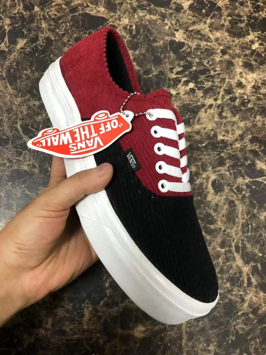 Vans Corduroy Sneaker – Burgundy & Black Classic.