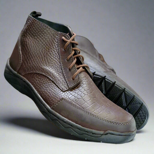 Croc Ndovu Boot – Strength and Ease in Every Step.